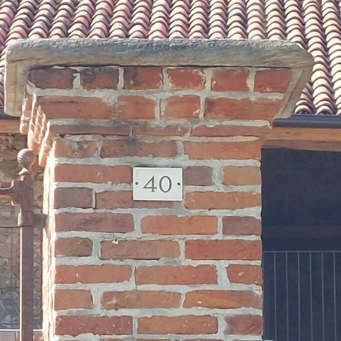 Istanti - Salvia Apartment Costigliole Saluzzo ภายนอก รูปภาพ