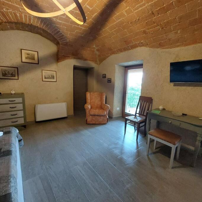 Istanti - Salvia Apartment Costigliole Saluzzo ภายนอก รูปภาพ